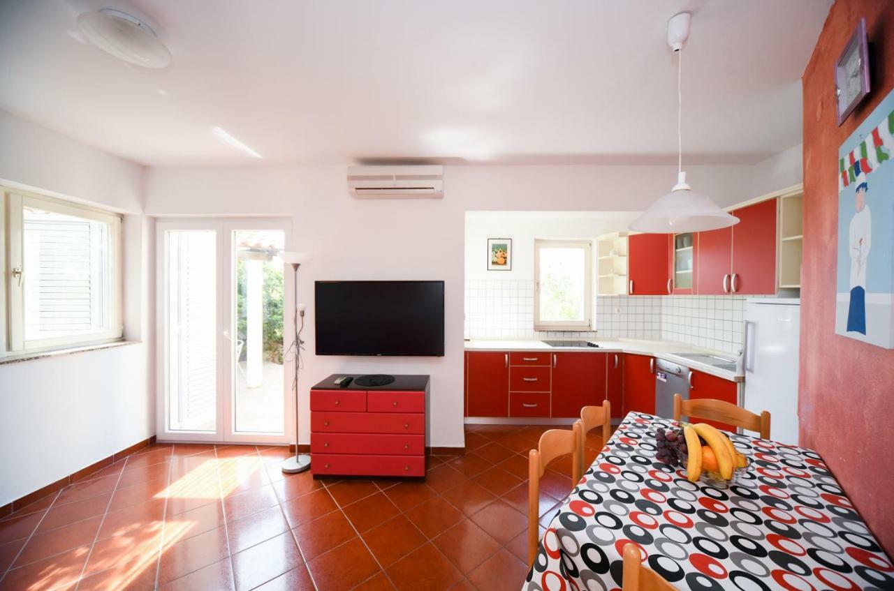 Apartments Dvori نوفاليا المظهر الخارجي الصورة