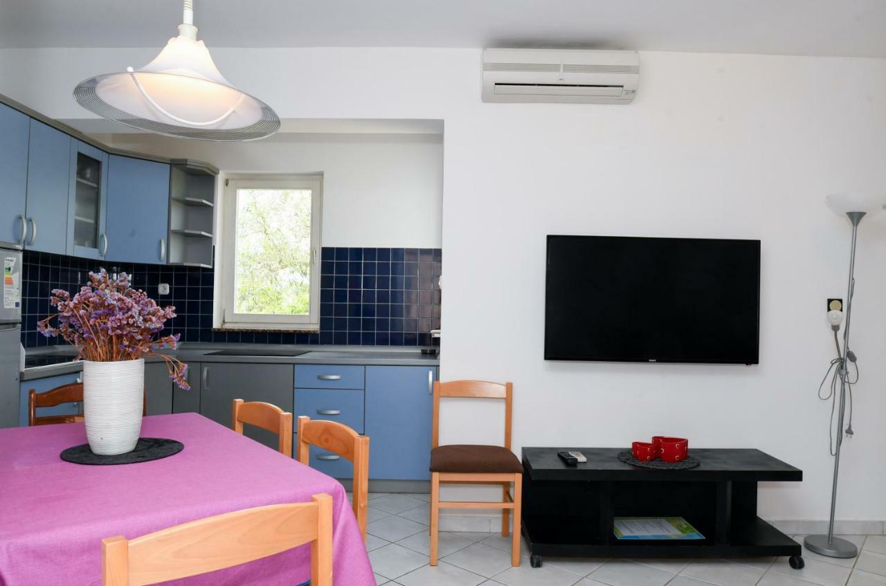 Apartments Dvori نوفاليا المظهر الخارجي الصورة