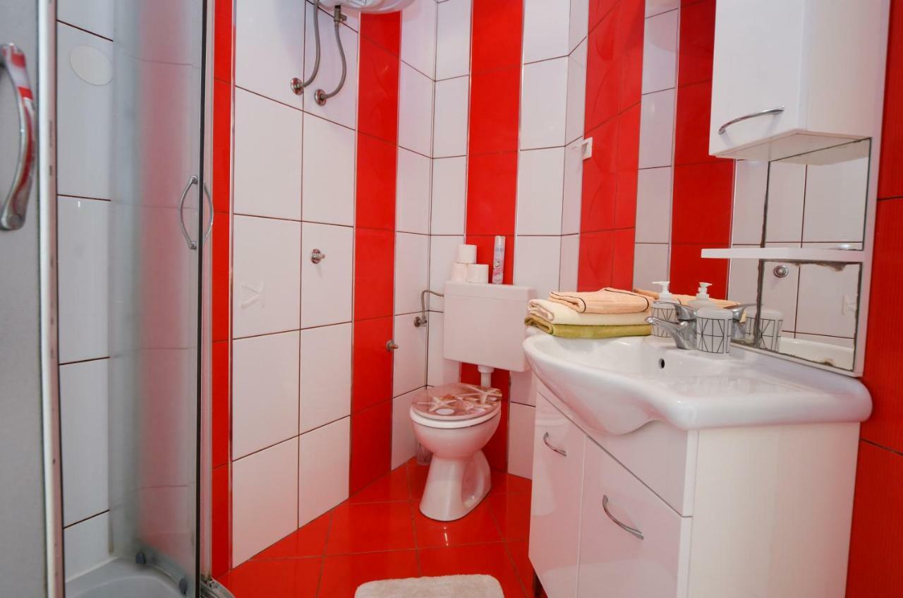 Apartments Dvori نوفاليا المظهر الخارجي الصورة