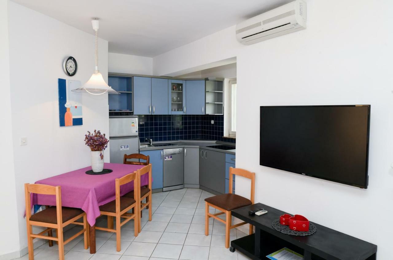 Apartments Dvori نوفاليا المظهر الخارجي الصورة