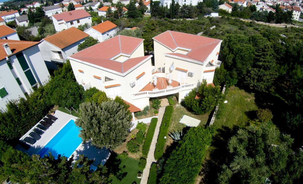 Apartments Dvori نوفاليا المظهر الخارجي الصورة