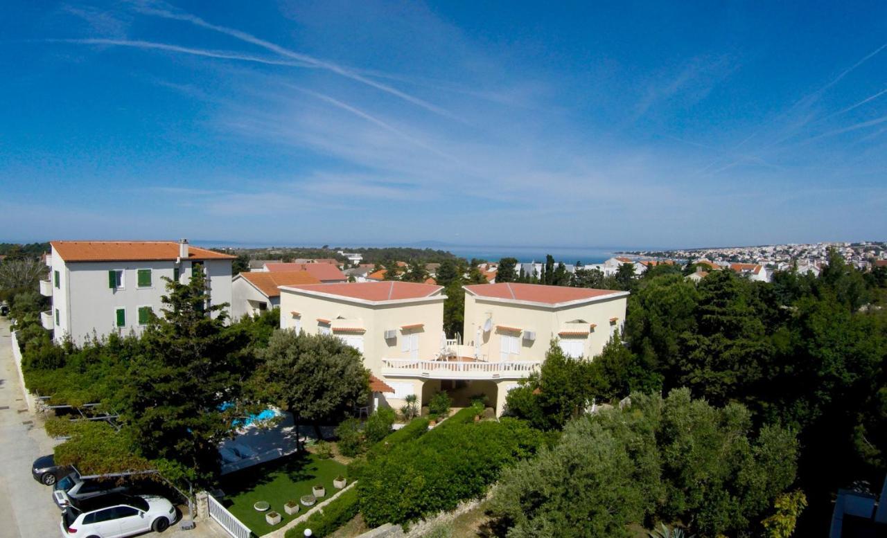 Apartments Dvori نوفاليا المظهر الخارجي الصورة