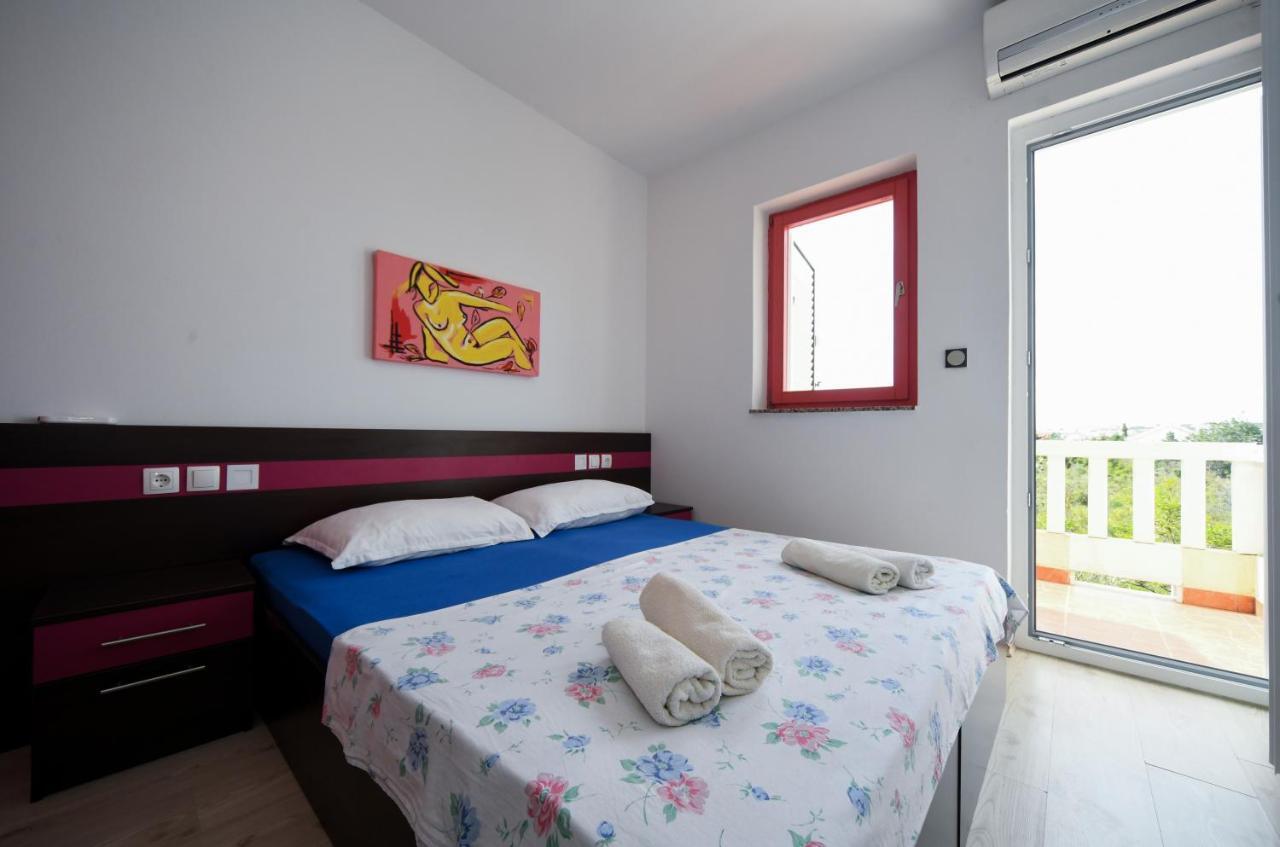 Apartments Dvori نوفاليا المظهر الخارجي الصورة